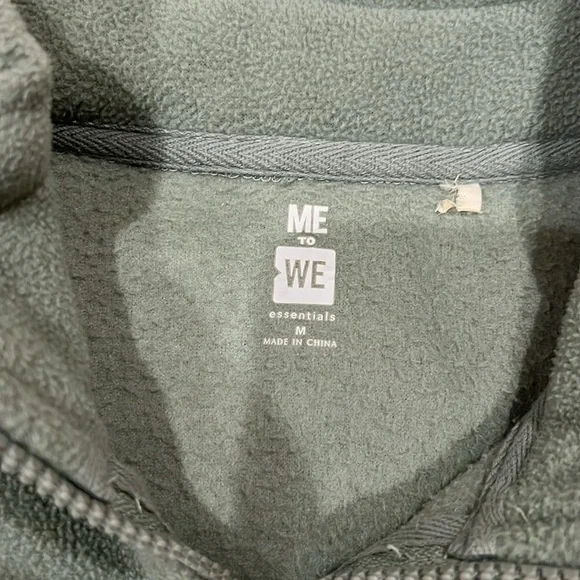 Pacsun Me to We green medium quarter zip sweatshirt - Picture 2 of 6